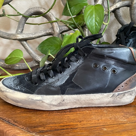 COPY - Brand New Golden Goose GGDB Mid/Star Sneakers. - Picture 8 of 8